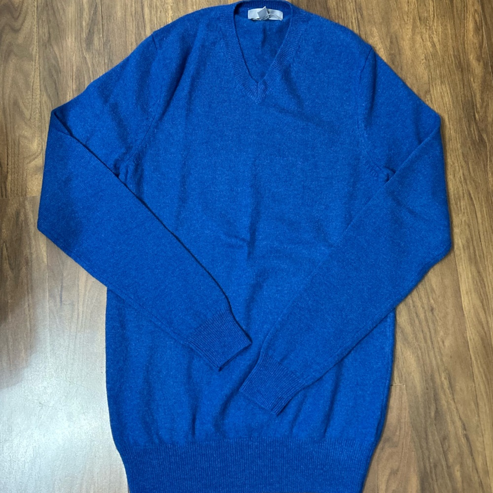 M & S Extra Fine Lambswool Men's Sky Blue V-Neck Sweater Size M
